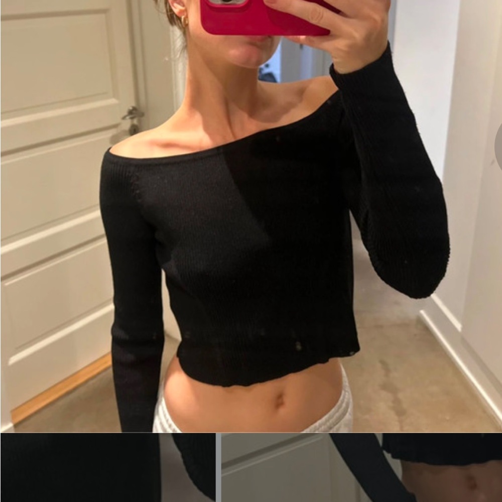 Black Off-the-Shoulder Cropped Sweater